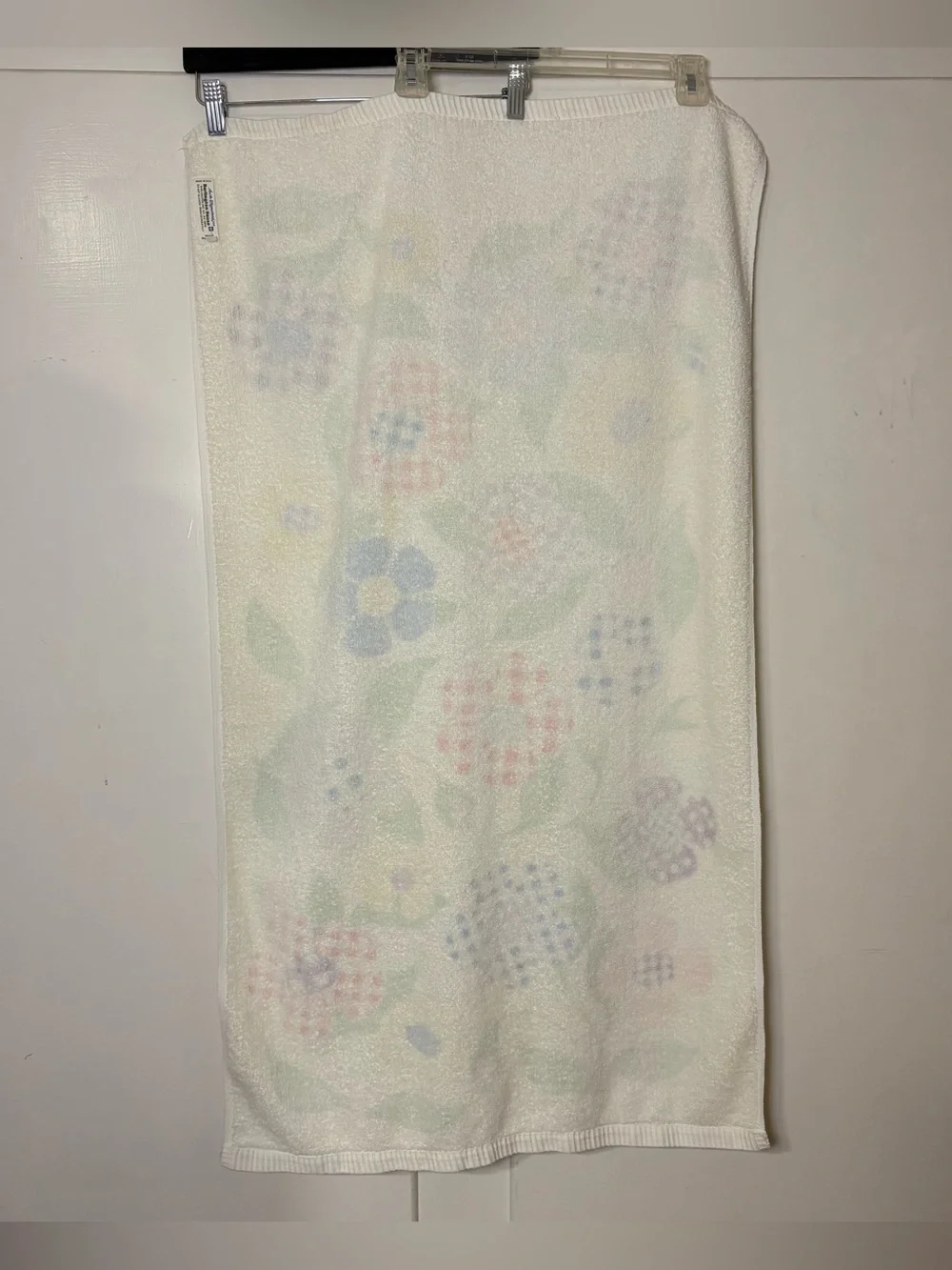 Vintage 70s Anita Wagenvoord Mod Flower Power Burlington Bath Towel